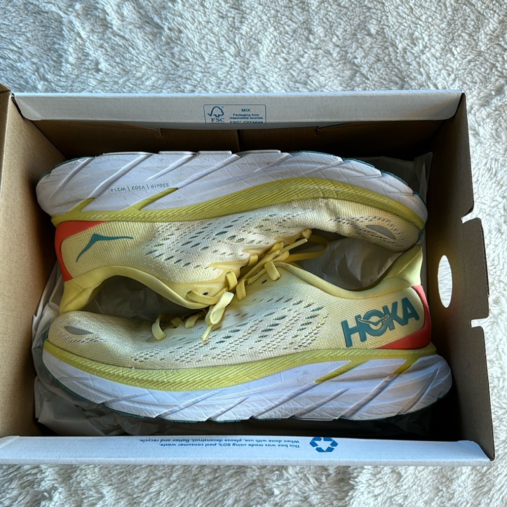Hoka Women Clifton 8